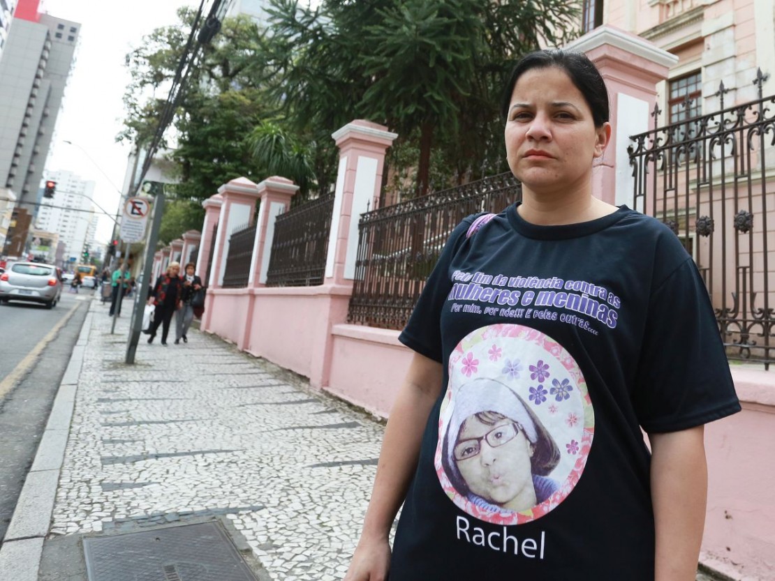 A mãe de Rachel, Maria Cristina Lobo de Oliveira. Foto: Marco Charneski/Arquivo/Tribuna do Paraná