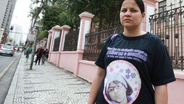 A mãe de Rachel, Maria Cristina Lobo de Oliveira. Foto: Marco Charneski/Arquivo/Tribuna do Paraná