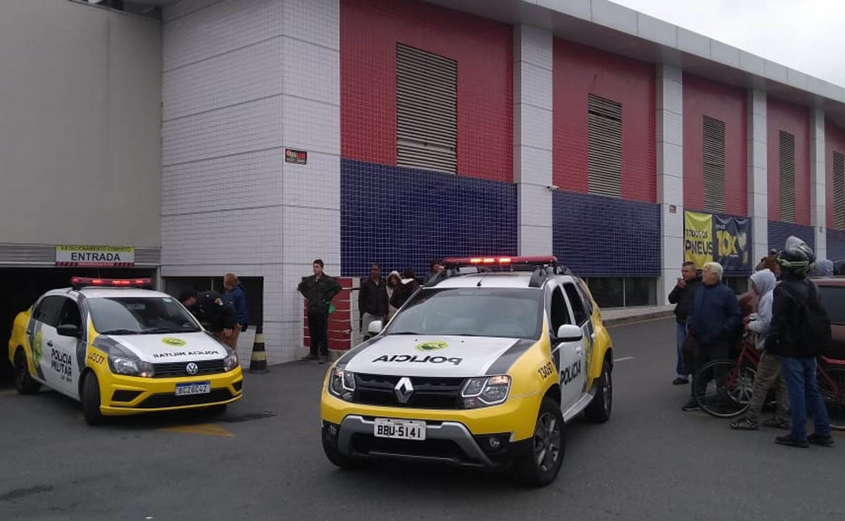 Ação aconteceu em um grande supermercado no bairro Cajuru. Foto: Átila Alberti/Tribuna do Paraná