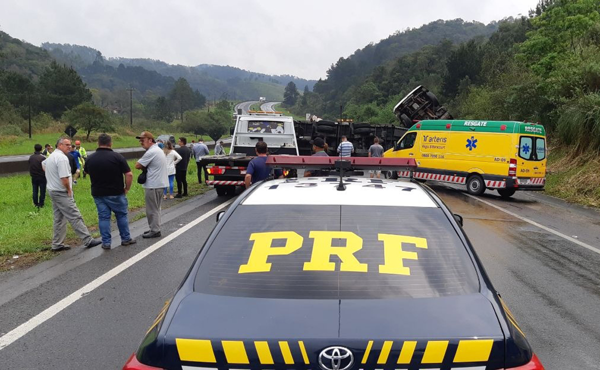 Motorista sofreu apenas escoriações e não precisou de atendimento médico. Foto: Divulgação/PRF