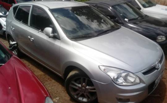 Hyundai I30 está disponível por lances a partir de R$ 10,2 mil. Foto: Divulgação.