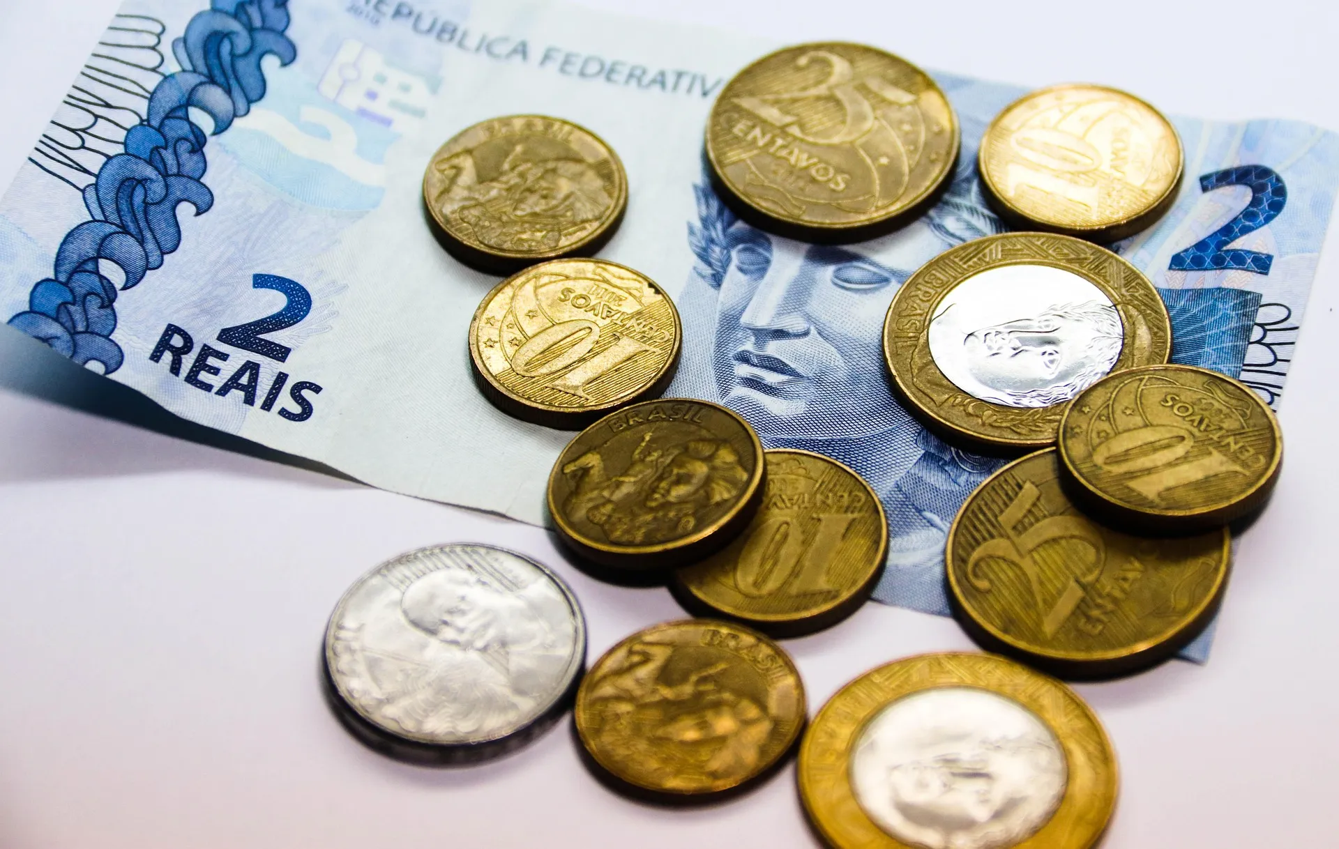 Retrato da economia: cartão de crédito pede socorro