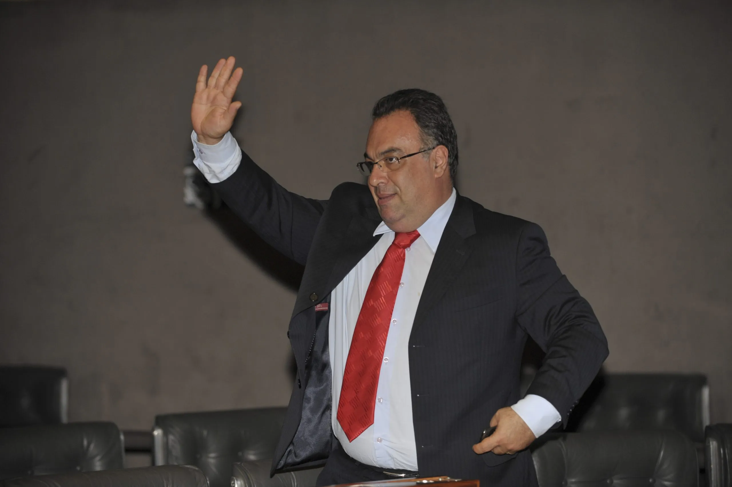 A urna dá voltas: condenado pela Lava Jato quer se eleger deputado
