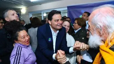 O candidato Sandro Alex (PSD) durante evento de campanha. Foto: Divulgação/PSD