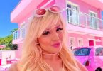 "Essa sou eu. Vivo o mundo cor-de-rosa desde criança", contou Bruna Barbie em um papo com a Tribuna do Paraná.