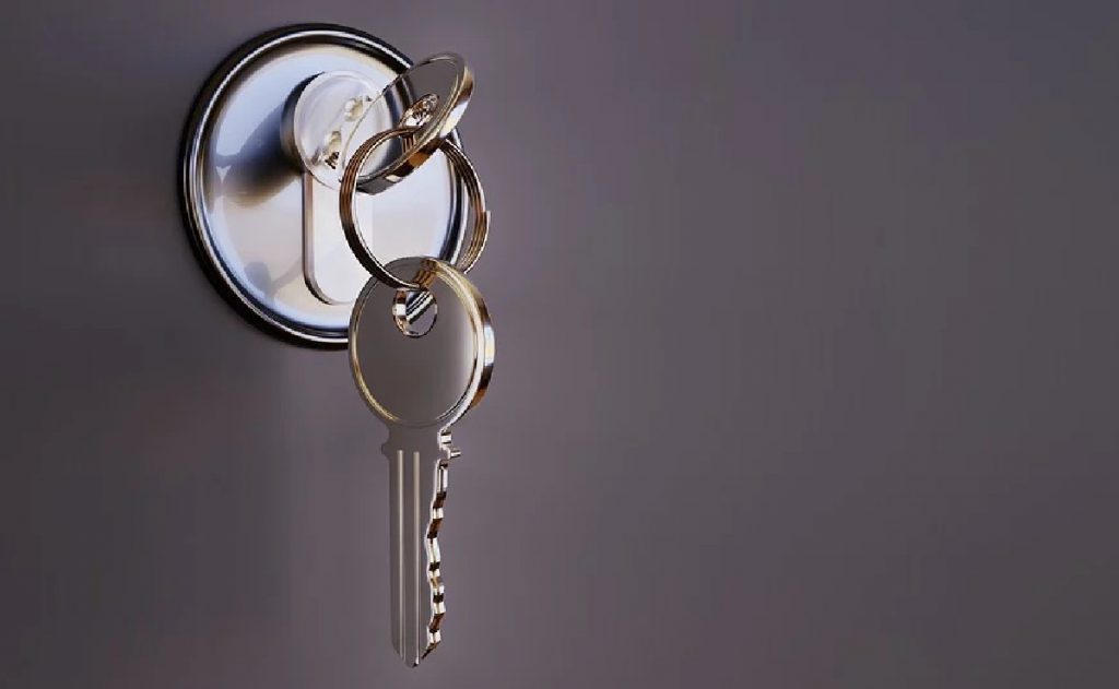 Vizinho tem a cópia da chave pro paraíso? Darta explica melhor isso nas piadas do dia.