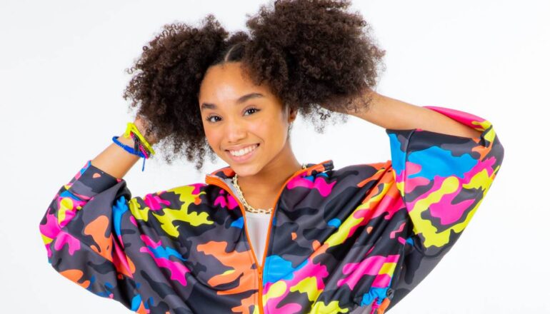 Duda Pimenta como Kessya em Poliana Moça