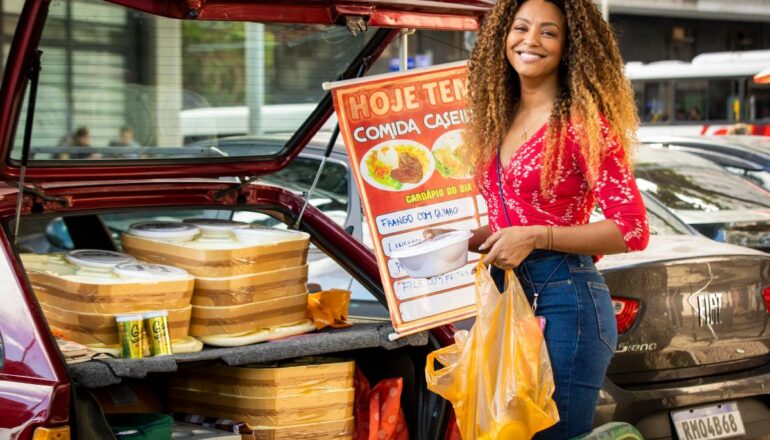 Sheron Menezzes como Sol em Vai na Fé