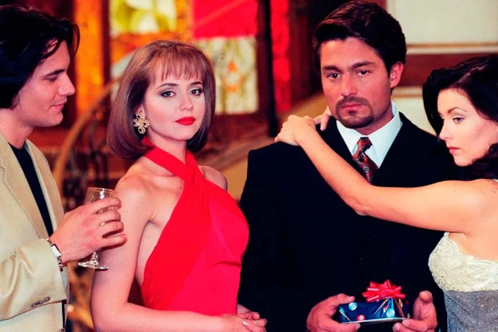 Elenco da novela A Usurpadora, no SBT