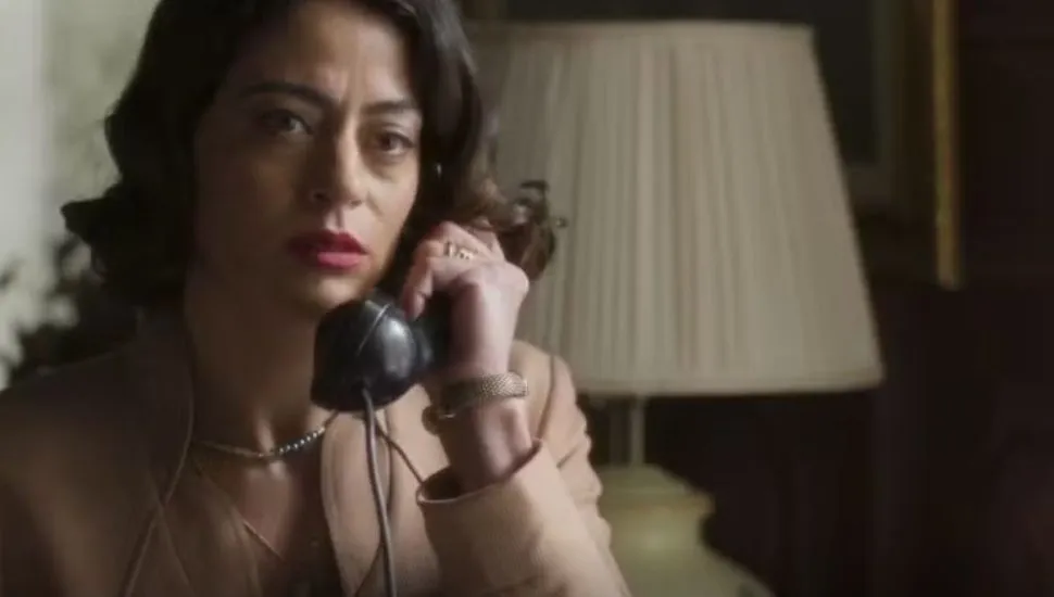 Clarice Em Garota do Momento.