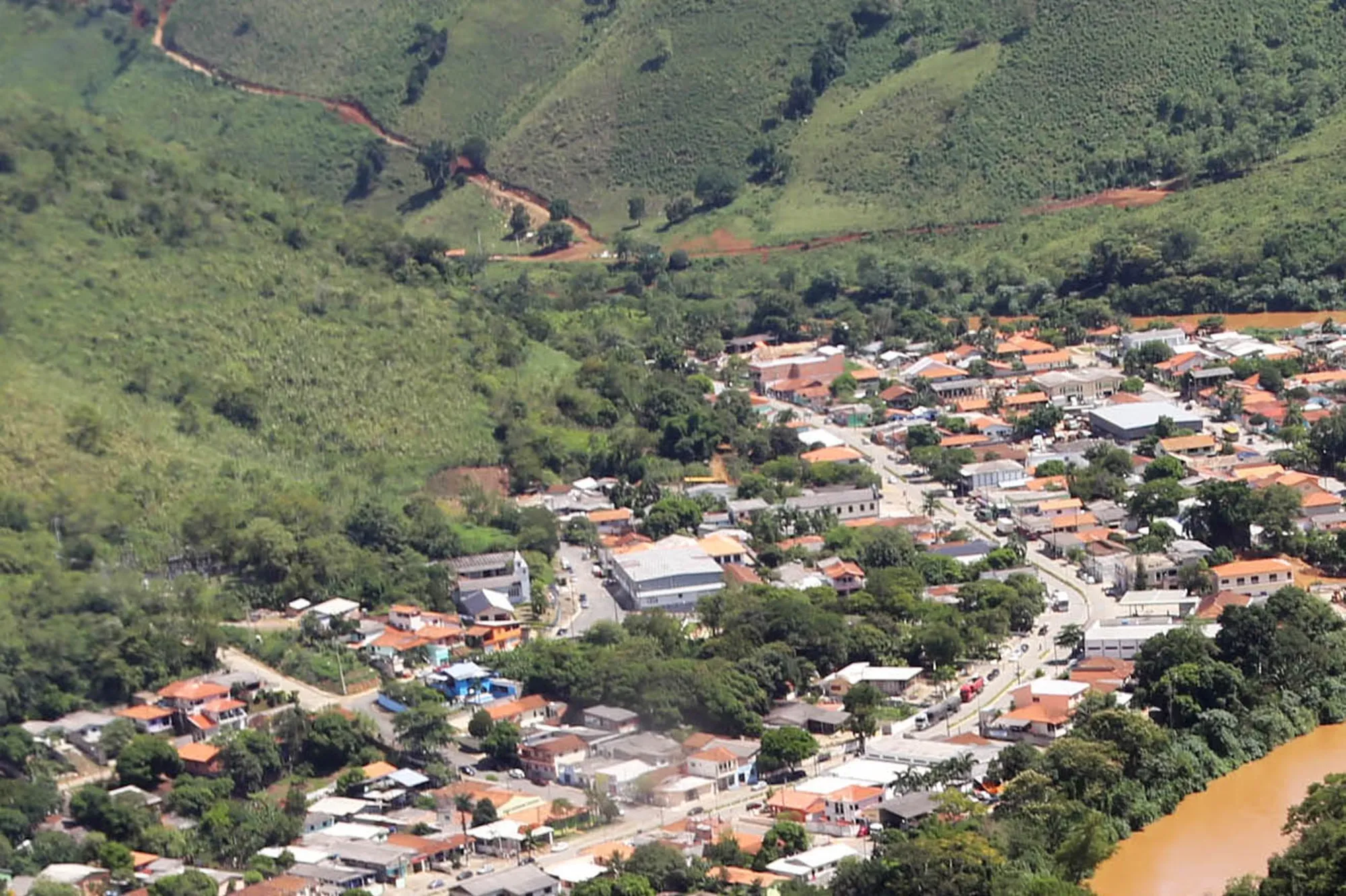 Adrianópolis: desenvolvimento sustentável é o caminho para a cura