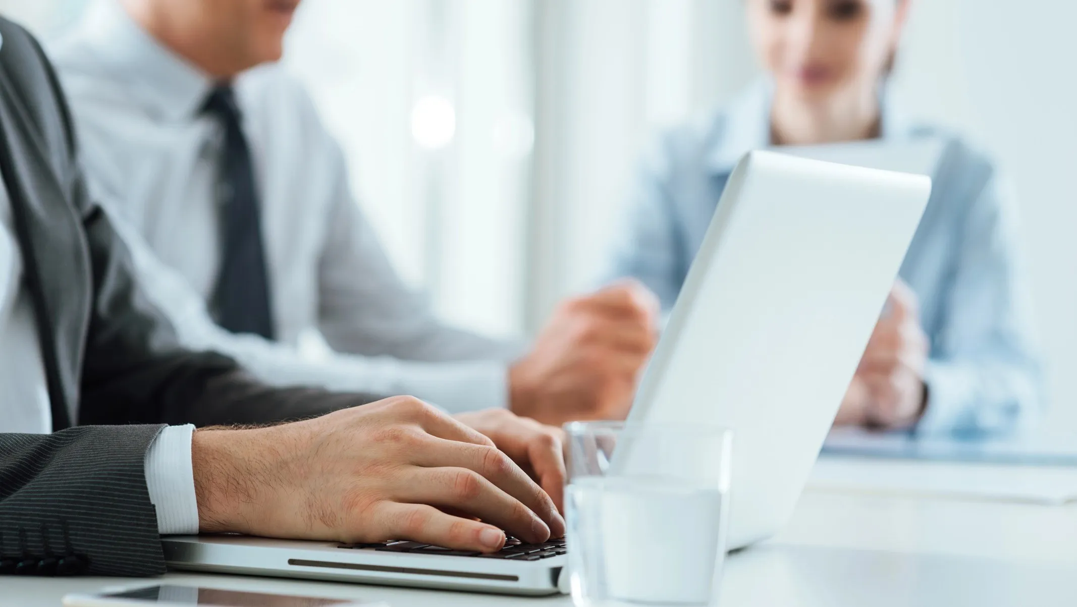 Fim da escala 6x1: as novas regras do trabalho exigem um RH mais preparado e munido de dados