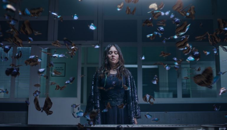 Cidade Invisível critica