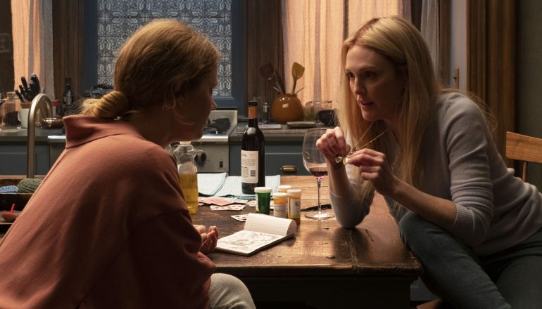 critica a mulher na janela