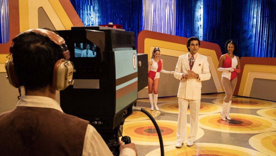 o rei da tv serie sobre silvio santos ganha imagens