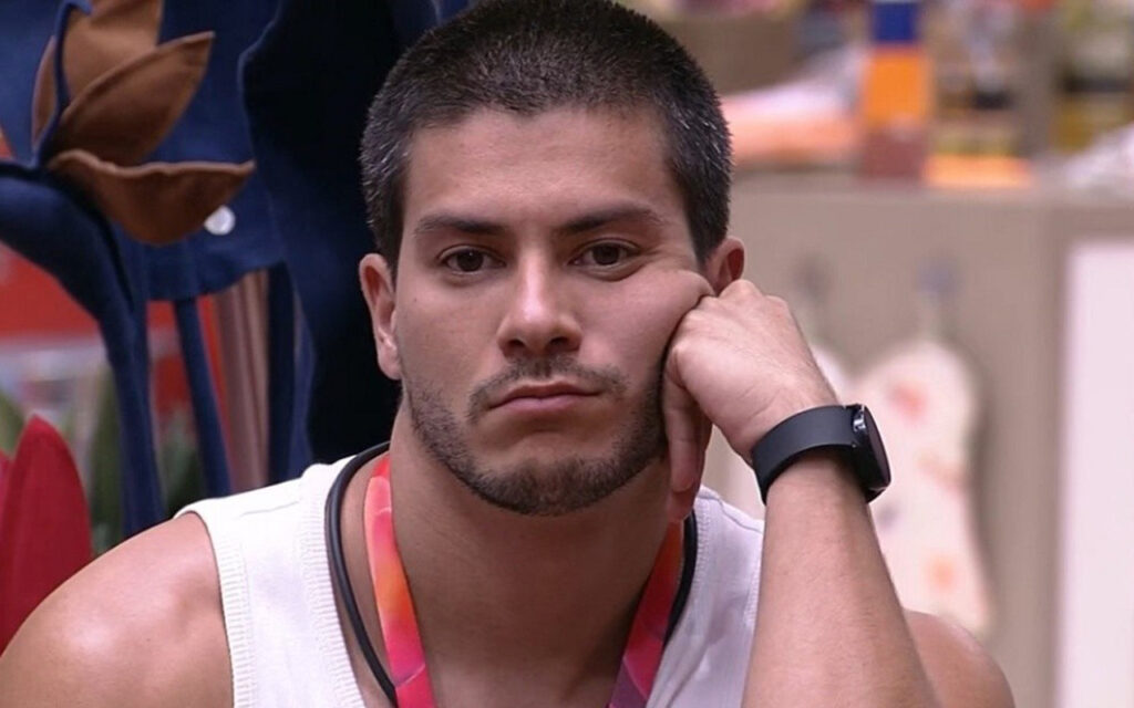 arthur aguiar deixa tv globo e nao tera documentario no globoplay