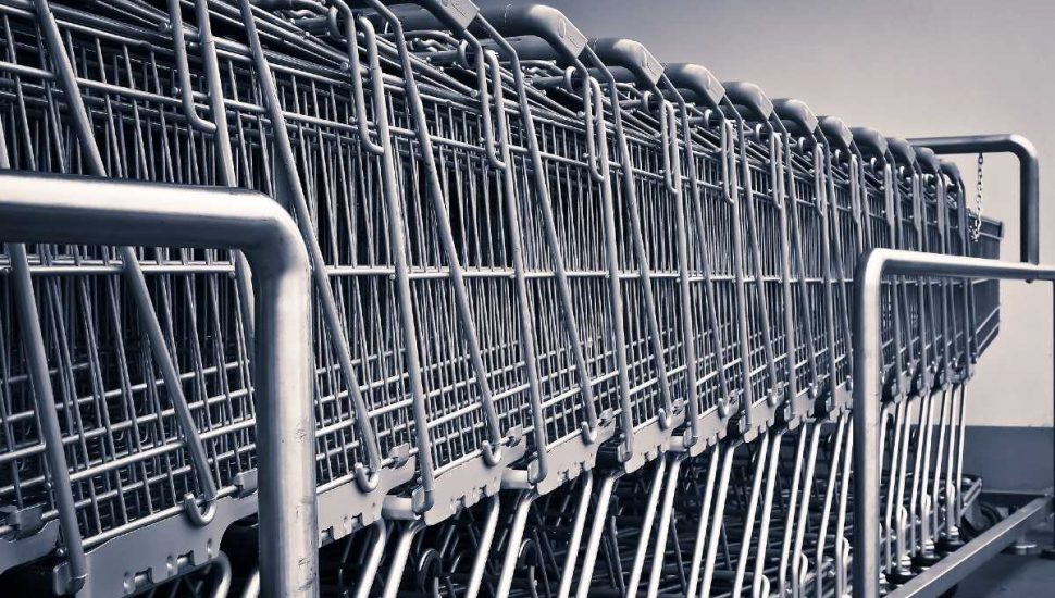 Supermercado de Curitiba faz promoção neste sábado