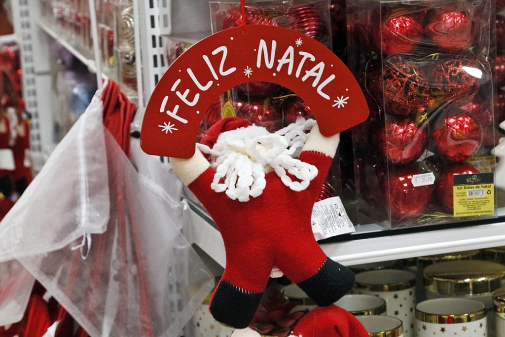 Da decoração à ceia de Natal. Veja os produtos em oferta na Amazon