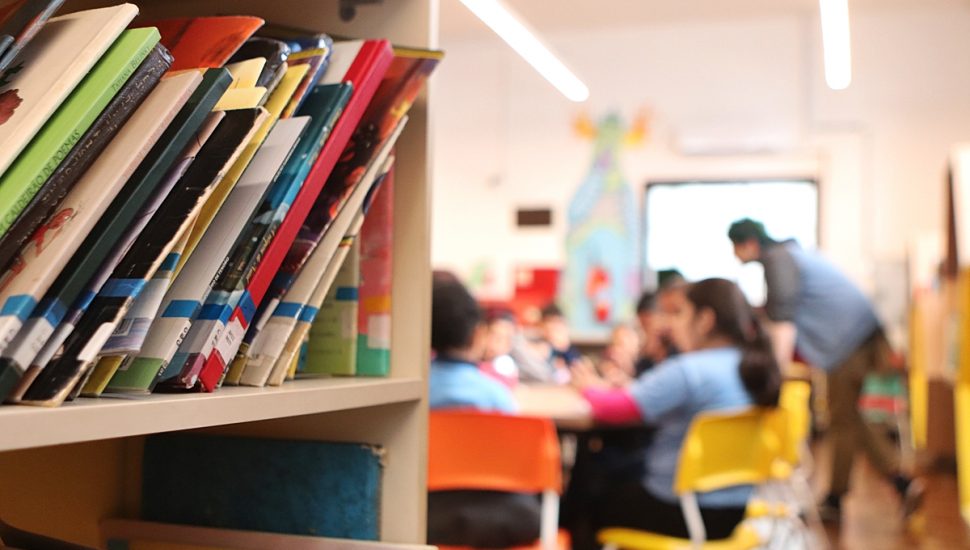 Criançada em casa? Veja 5 livros infantis para brincar nas férias