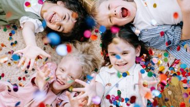 Shopping de Curitiba realiza o "Gritinho de Carnaval" para a criançada