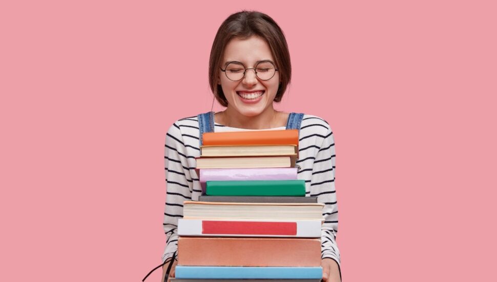 Submarino lança campanha e oferece até 25% de descontos no Mês do Livro