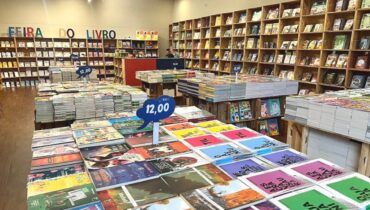 Shopping de Curitiba tem feira do Livro Letrinha com livros a partir de R$ 7