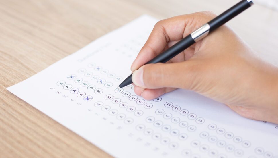 Confira 17 livros para quem quer se dar bem em concursos públicos