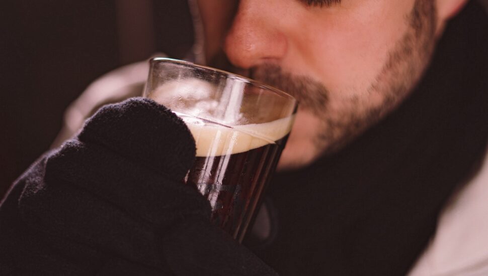 Cerveja no frio? Cervejaria paranaense lança linha de cervejas para dias gelados
