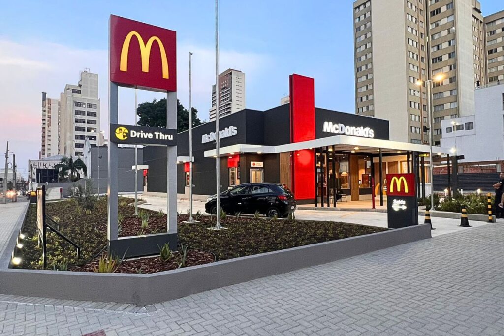 McDonald's abre restaurante sustentável 24h em Curitiba