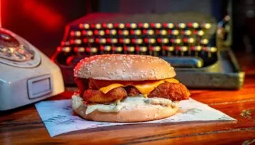 Rede especializada em carne de porco lança hambúrguer de tilápia