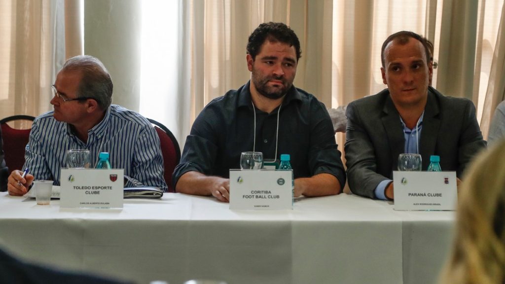 volta do futebol paranaense