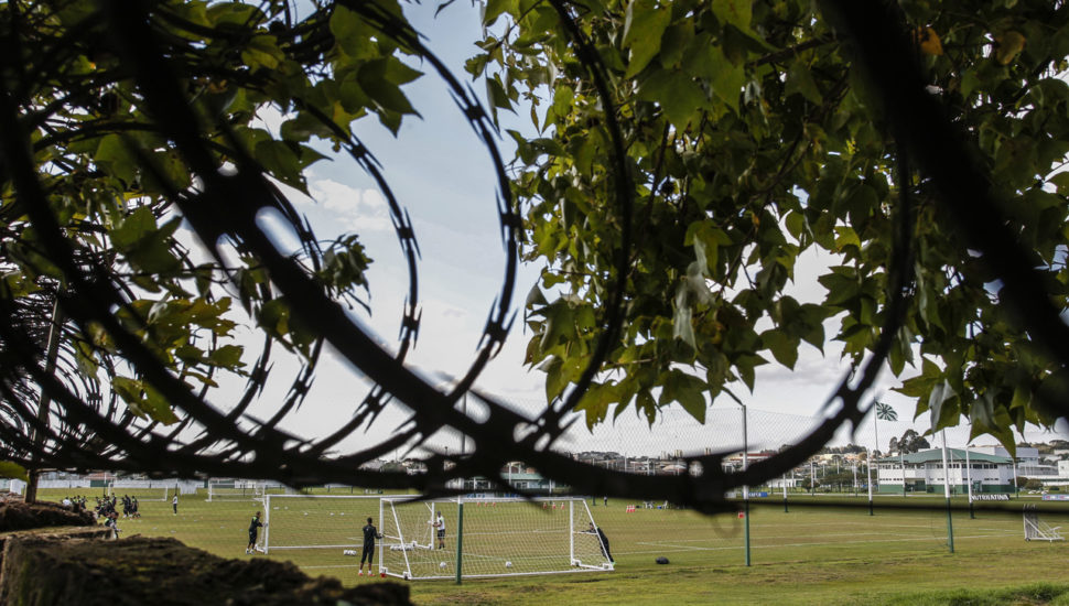 volta do futebol paranaense