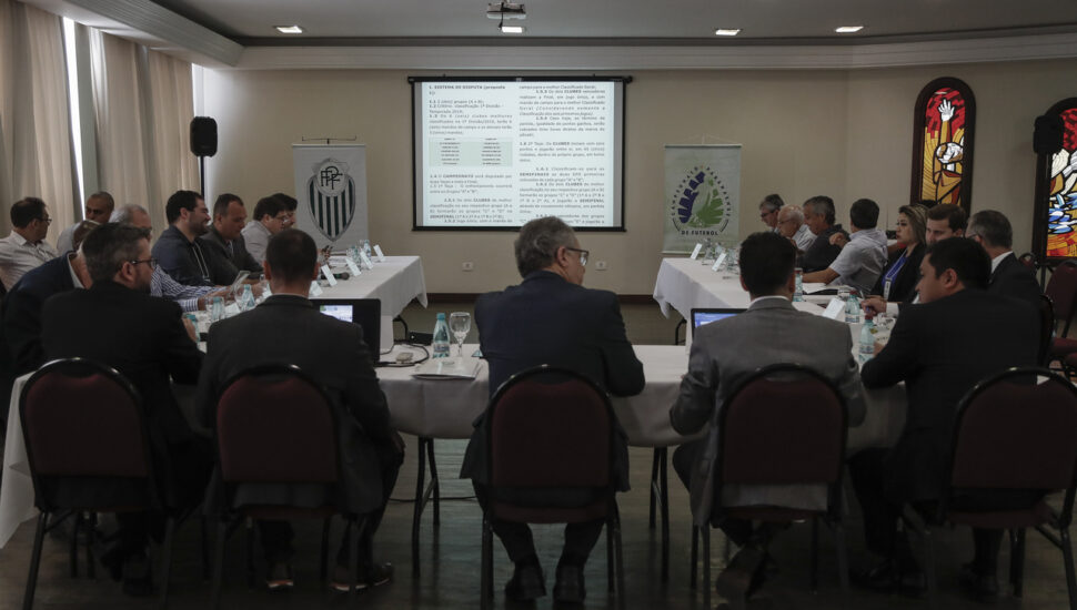 volta do Paranaense, reunião