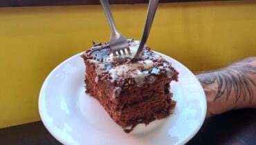 bolo de chocolate semente de girassol