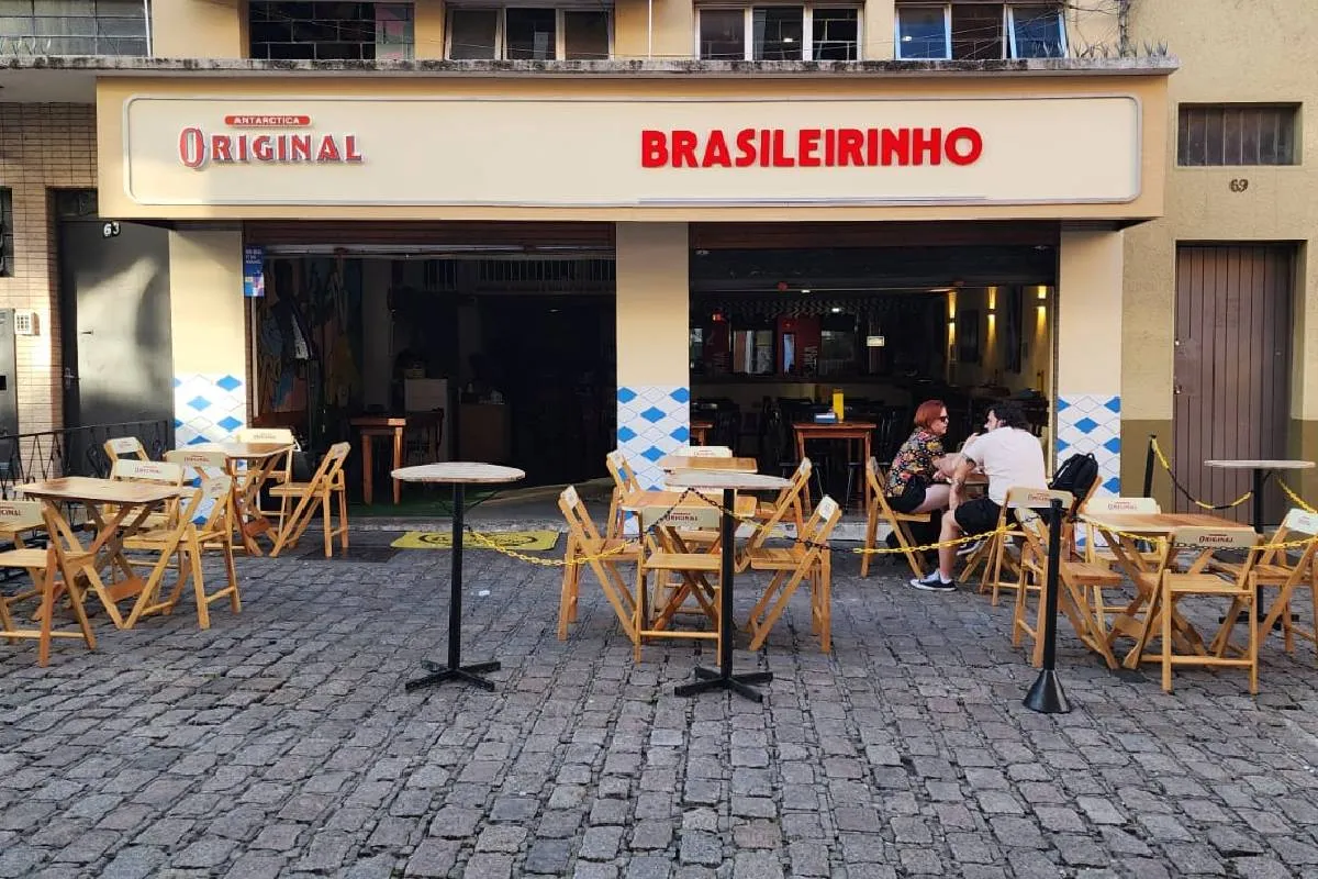 Bar Brasileirinho, a história do templo do samba no Largo da Ordem, em Curitiba